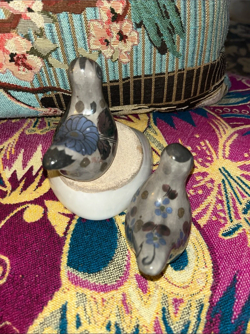 Set of two Tonalá Mexican doves pottery